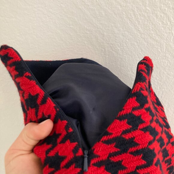 Vintage Tommy Hilfiger Wool Blend Houndstooth Mini Skirt Red Preppy Academia 6 - Picture 5 of 7